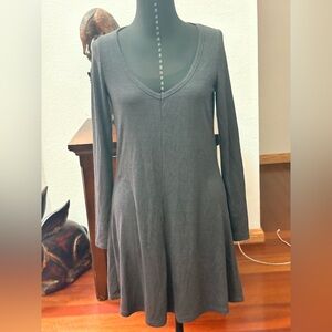 BILLABONG BROWN LONG SLEEVE WOMENS DRESS SIZE SMALL EUC STRETCHY SEE PICS